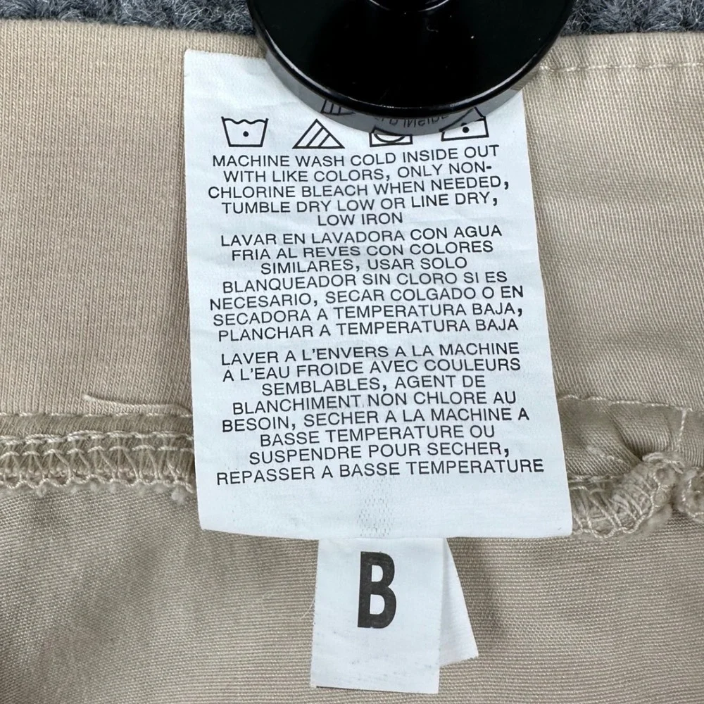 Lee Capri Pants Womens 18M Ultra Lux Comfort Pioneer Beige NWT Utility - Picture 5 of 15